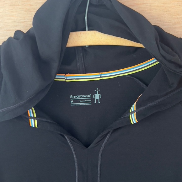 Smartwool merino wool blend long sleeve black hooded base layer top women's M - Picture 3 of 7